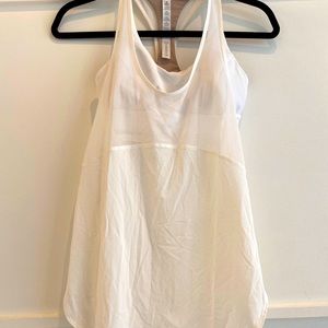Lululemon White Tank Built in Bra SZ4